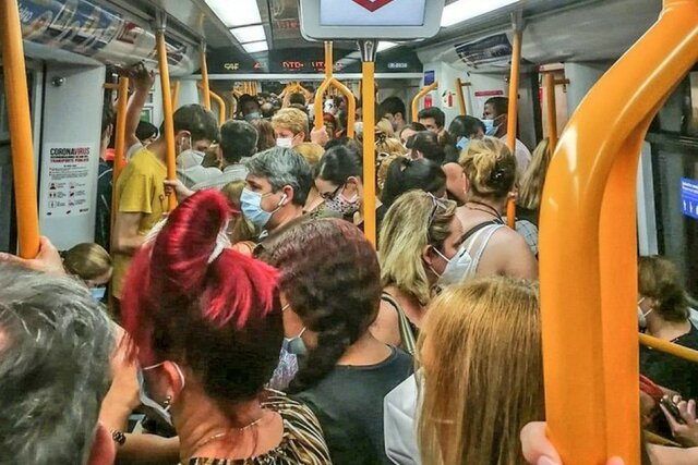 Mascaretes obligatòries al transport públic