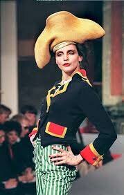 1996 Spiring/Summer collection 'Les Femmes Ne Connaissent Pas Toute Leur Coquetterie'