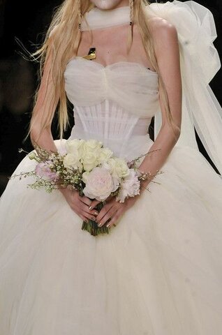 2011 Spring/Summer collection 'Gala the only one'