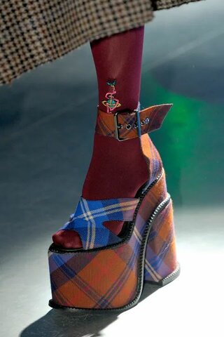 2012 Autumn/Winter collection 'London'