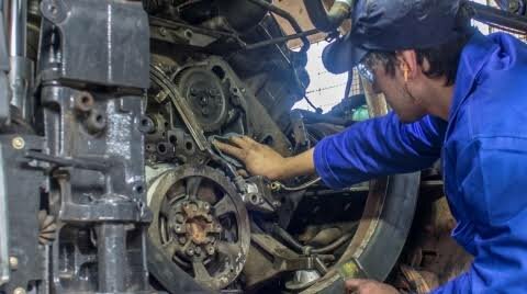 Formação em mecânica do Sr. Shunji Nishimura