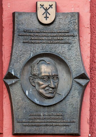 Se funda el centro de investigación