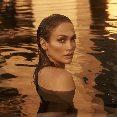 In what place is Jennifer Lopez of the most powerful woman?