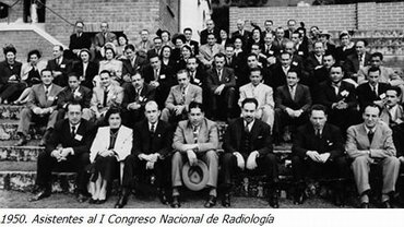 1937 El Primer Congreso Internacional de Radiología celebrado en 1925, se reconoció la necesidad de cuantificar la exposición, se adoptó el roentgen como unidad de exposición a los rayos X y a las radiaciones gamma.