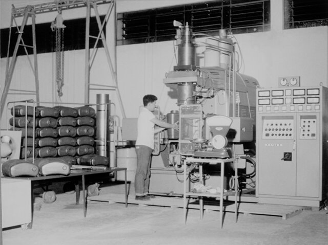 Fundamento do departamento de plásticos da Jacto