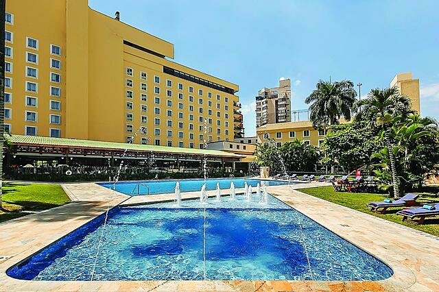 PRIMEROS HOTELES FUNDADOS