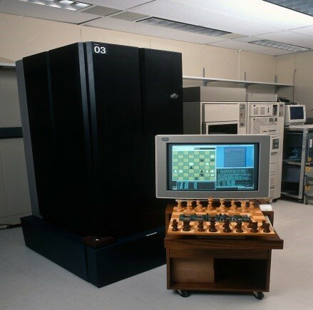 De 1990 a 1999: Prominencia de Internet