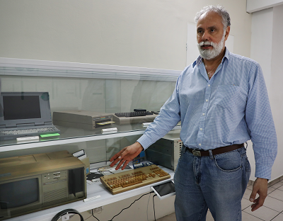 La primera dirección de correo electrónico que se registró en El Salvador