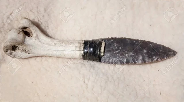 CUCHILLO PRIMITIVO