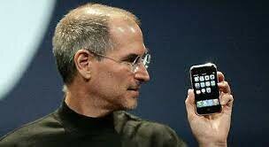 Creacion del primer Iphone de Apple