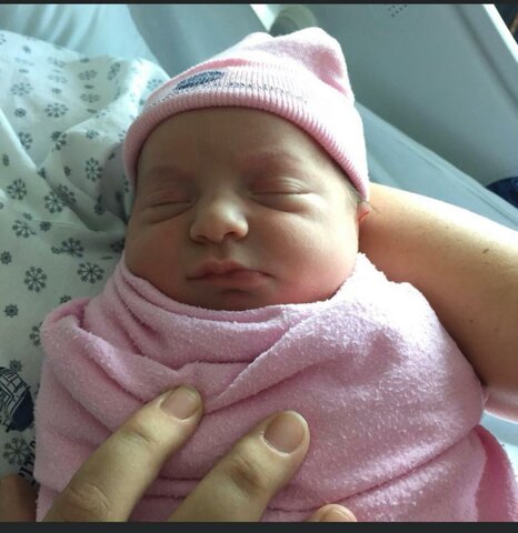 Nacimiento hermana 4