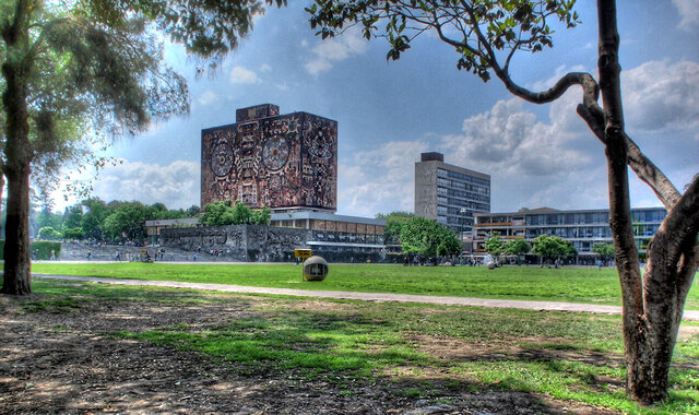Fundación de la Ciudad Universitaria de la UNAM