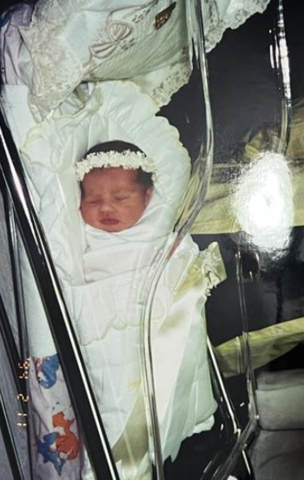 Nacimiento de mi hermana Reina