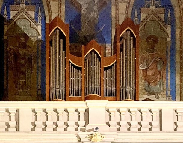 Completant la seva formació musical