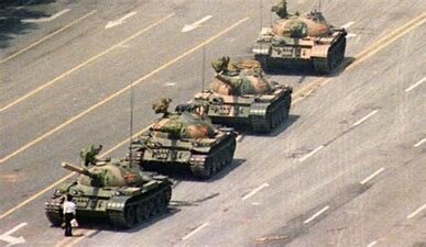 REVUELTA DE TIANANMÉN