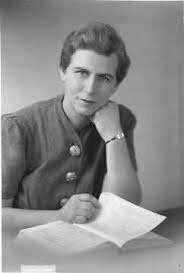 Caroline Ware - Organización de la Comunidad