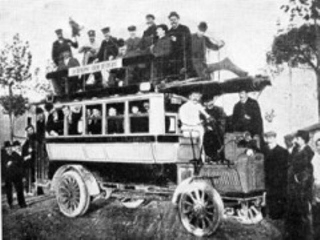 Tribelhorn lanza buses de turismo