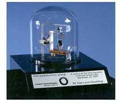 EL TRANSITOR BIPOLAR