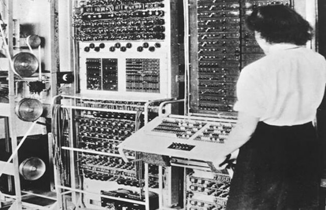 TUBOS DE VACIO Y CIRCUITOS ELECTRONICOS DIGITALES