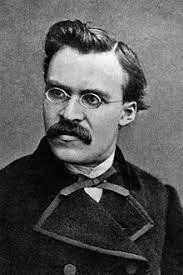 ¿Qué era la axiología para Friedrich Nietzsche?