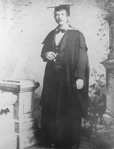 Starts working as a doctor