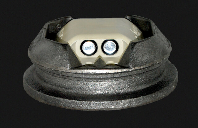 Cat's Eye (Road Reflectors)