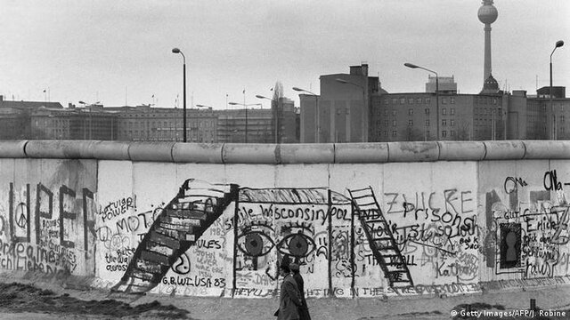 Fall of the Berlin wall wich annouced the end of the cold war