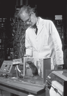 Condicionnamiento Operante y analisis experimental de la conducta
