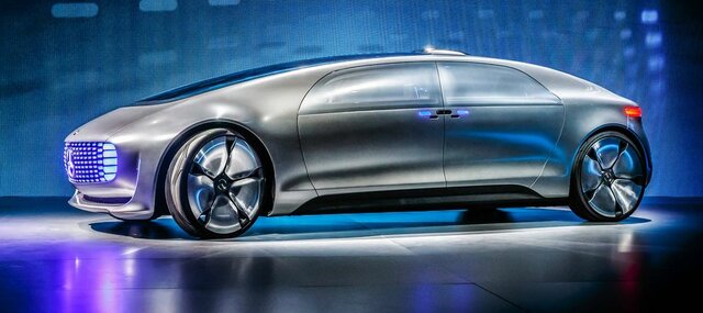 •	Coches autónomos.