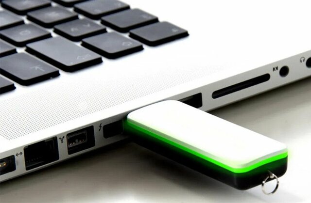 EVOLUCIONAN LOS DISPOSITIVOS DE ALMACENAMIENTO