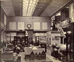 nace  el  primer  centro  de  medición  psicológica  en  el  South  Kensington Museum  de  Londres