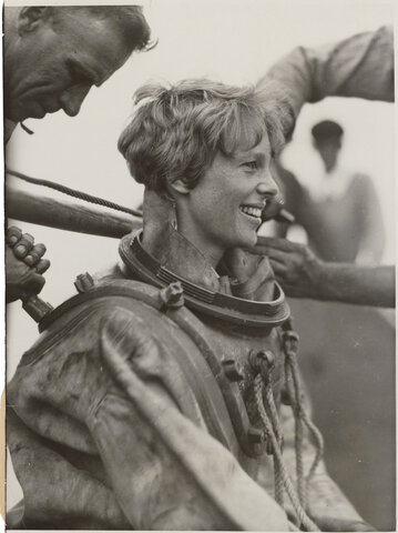 First Woman to Fly Across Atlantic