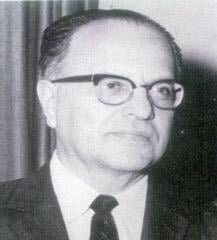 Miguel E. Bustamante primer mexicano con doctorado en Salud Publica.