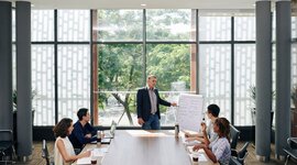 Timeline: ANTECEDENTES HISTÓRICOS DE LA CONSULTORÍA. ANTONIA YUDIT MONTEJO PÉREZ. GRUPO: MIXTOE-B9