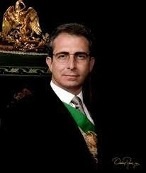Ernesto Zedillo Ponce de León, asume la Presidencia de la República.