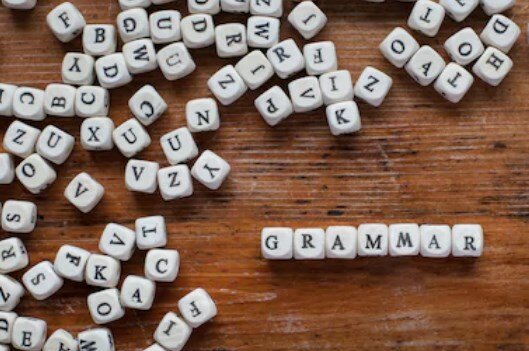 Gramática según Ucha