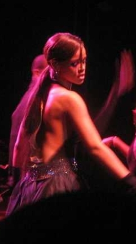 Rihanna demo was sent to Def Jam records!