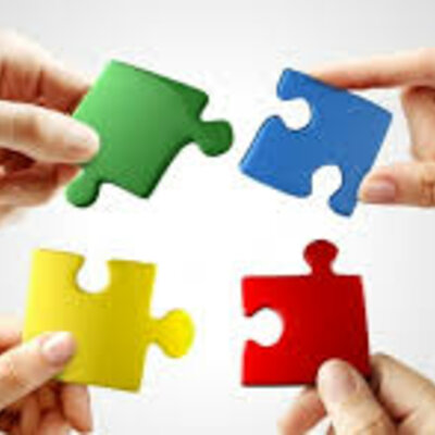 Timeline: EVOLUCIÓN HISTÓRICA DE LA TERAPIA FAMILIAR SISTÉMICA