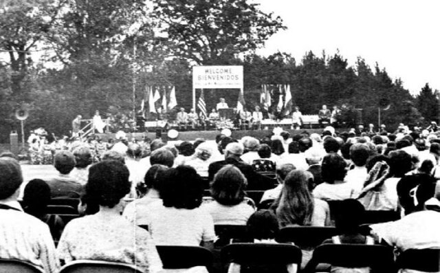 2)	El Instituto  Lingüístico de Verano (ILV)