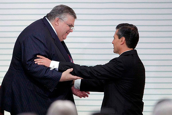 Agustín Carstens  abandona Banxico