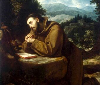 Muere fray Pedro Cattani y lo sustituye fray Elías como Vicario de San Francisco, Luego, El Capítulo de Pentecostés estudia la Regla escrita por Francisco y le pide que redacte otra más breve.