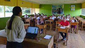 11) Escuelas Indígenas de Simiatug