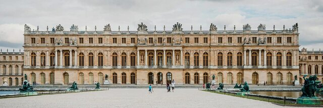 Louis XIV Starts Building Versailles