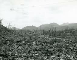 US Bombs Nagasaki