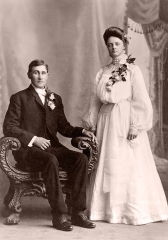 Lincolns Father Re-Marries.