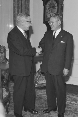 Japan shocked by signing of nazi Soviet nonaggression pact