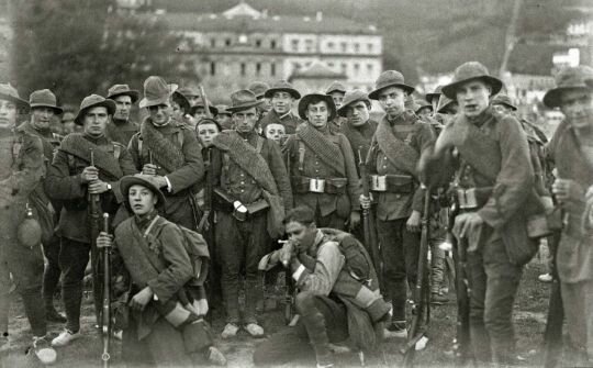 ENTRADA DE LES TROPES D'ÀFRICA