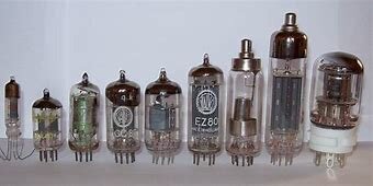 Tubos de vacío y circuitos eléctricos digitales