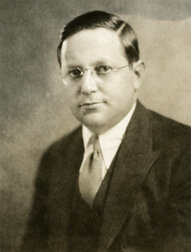 Nombramiento de Donald Slesinger