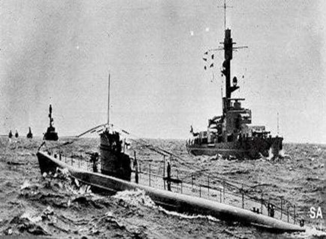 Alemania utiliza guerra de submarinos sin restricciones